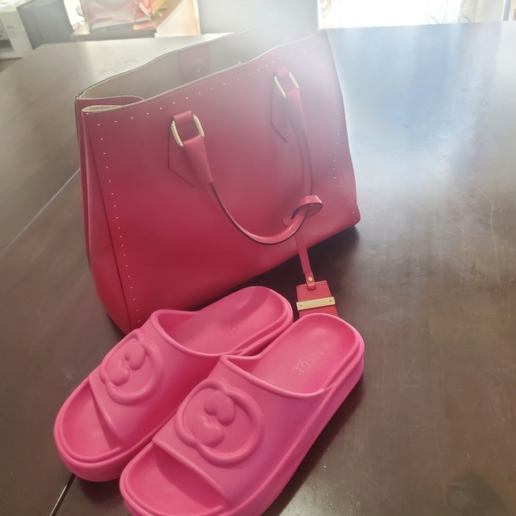 A. Bellucci Bright Pink Genuine Leather Handbag, Italy - Picture 5 of 10